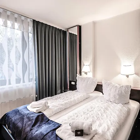 Hotel Mirage Duesseldorf-Neuss Exterior photo